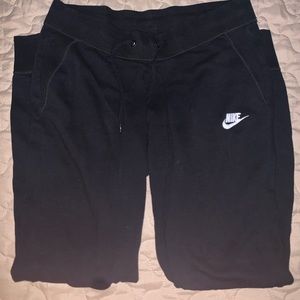 black nike joggers/sweats